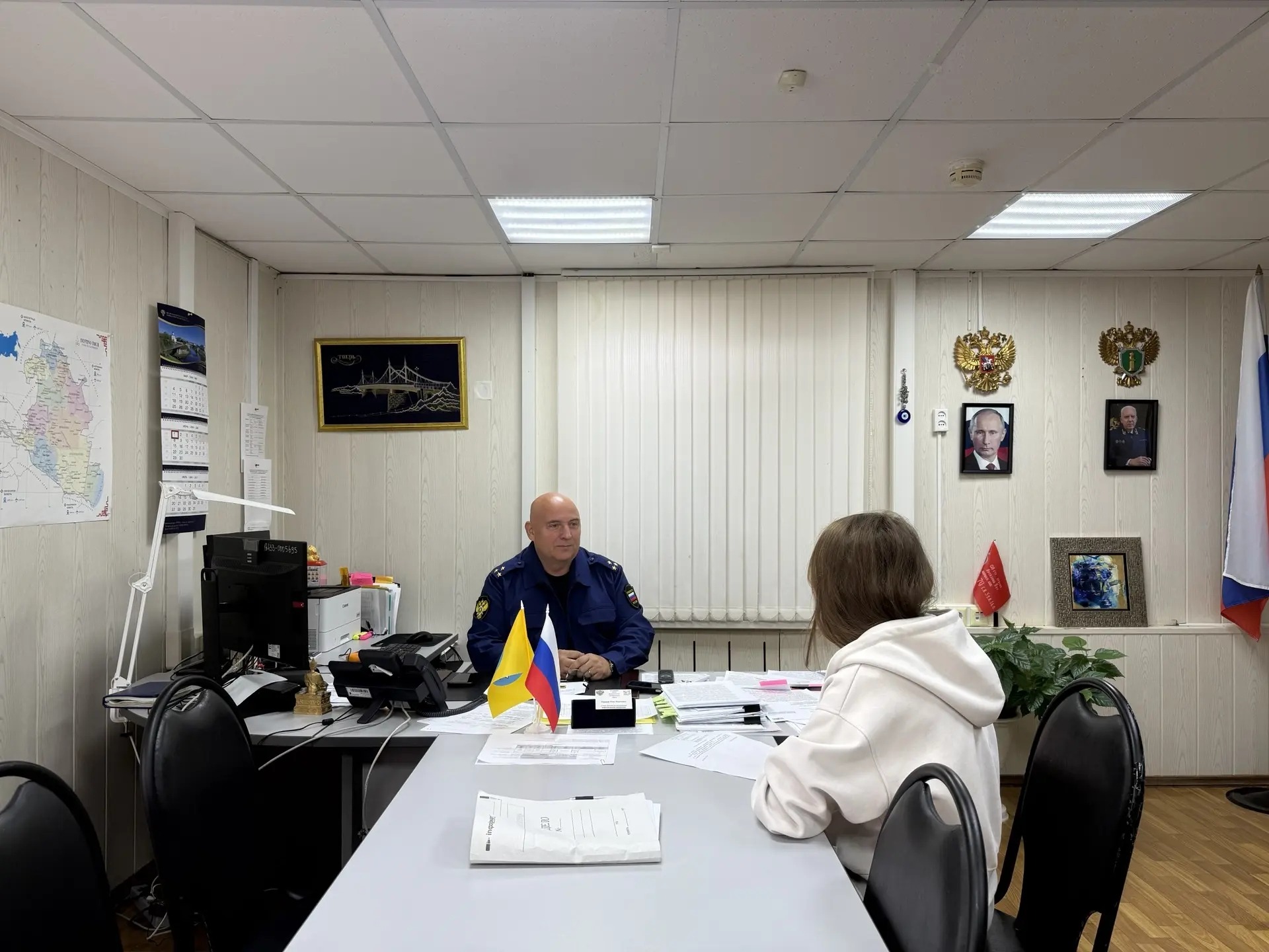 Северо-Каспийским межрайонным природоохранным прокурором  во Всероссийский день приема предпринимателей проведен прием граждан  и предпринимателей.